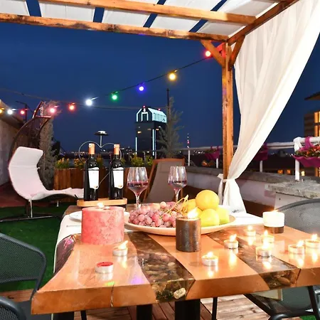 Modern Apt W/ Spect. Private Terrace@taksim&a/c Apartamento Estambul