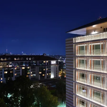 Modern Apt W/ Spect. Private Terrace@taksim&a/c Estambul