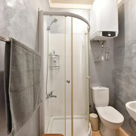 Modern Apt W/ Spect. Private Terrace@taksim&a/c Apartamento Estambul